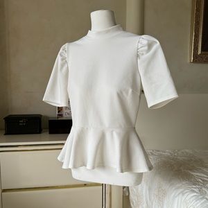 Fashion Nova - Top / Blouse. M / Medium. White . Shirt sleeve, puffy